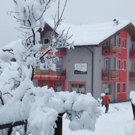 Baita Scaia Bed and Breakfast Cogolo Buitenkant foto